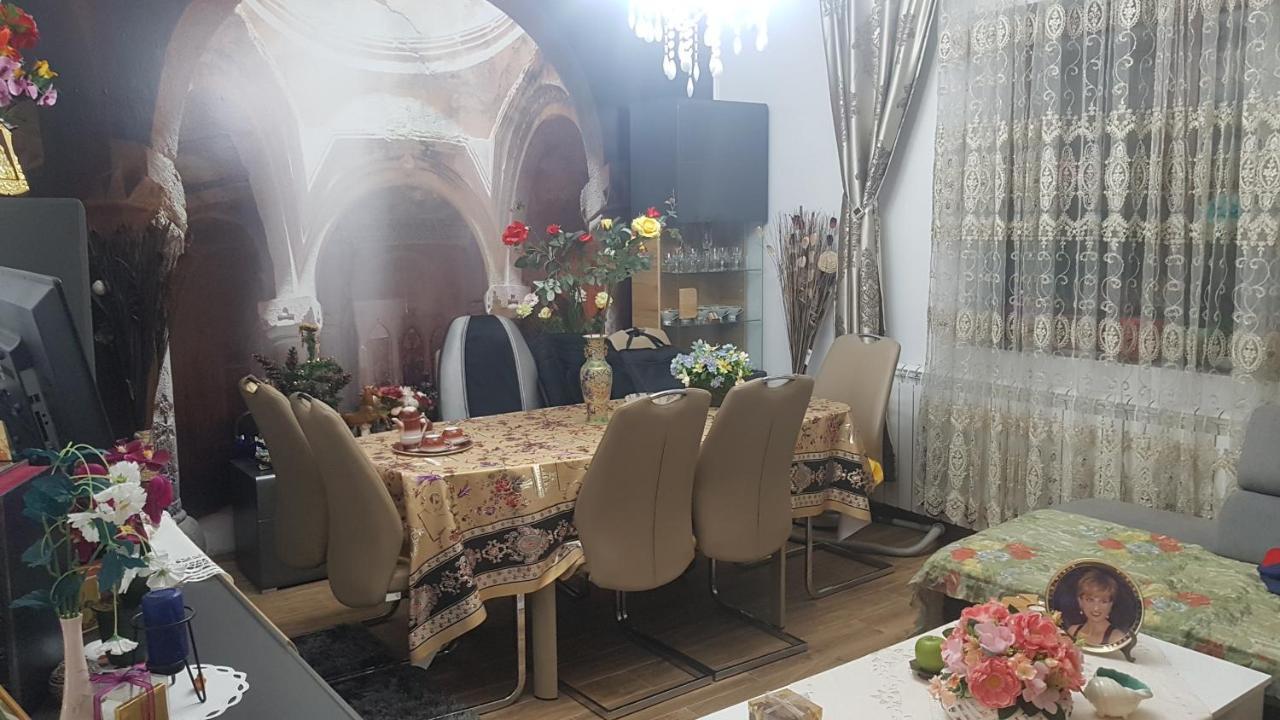 Casa Cojanu Hotel Petroşani Eksteriør billede