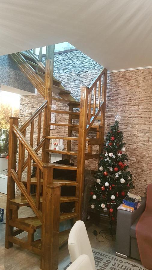 Casa Cojanu Hotel Petroşani Eksteriør billede